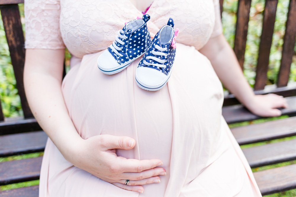 Babybauchshooting am Schloss Reinbek